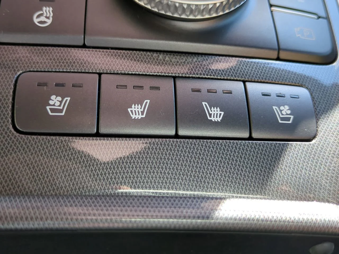 Used 2022 Hampton Gray Hyundai Calligraphy image 21