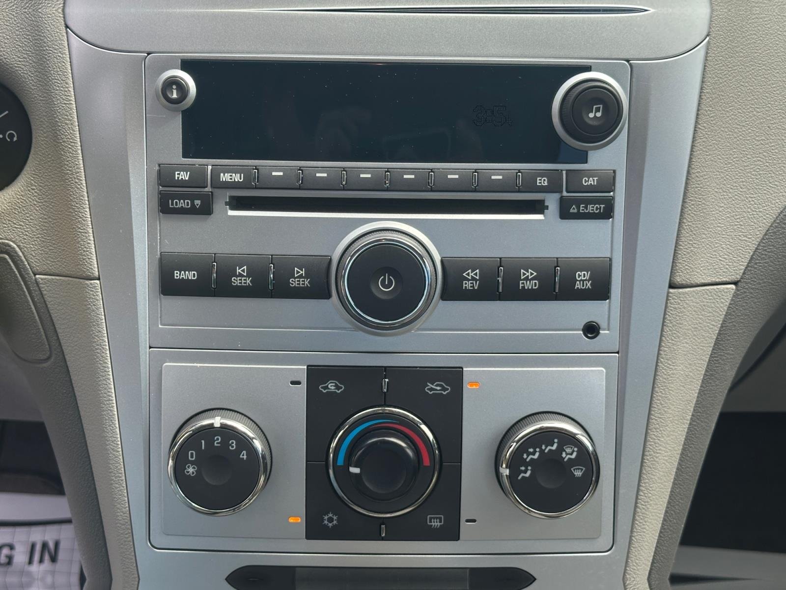 Used 2008 Silverstone Metallic Chevrolet LT w/2LT image 21