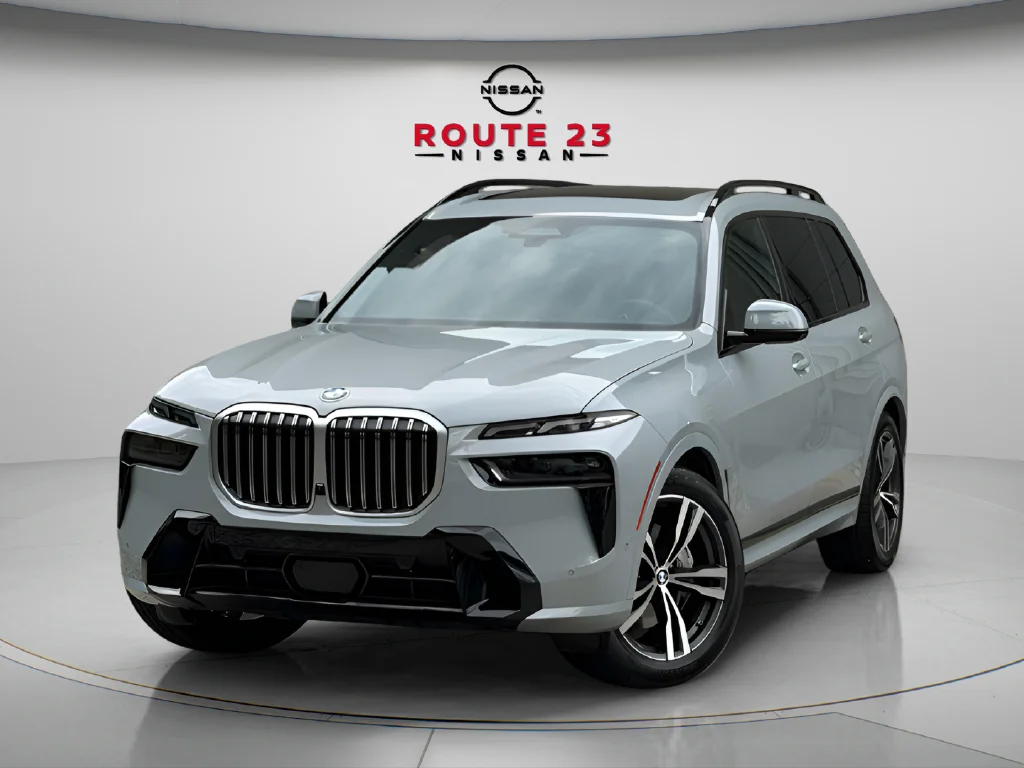 2023 BMW X7