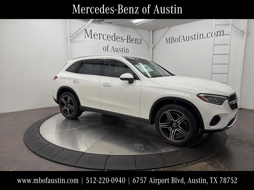 Used 2026 White Mercedes-Benz GLC 300 image 1