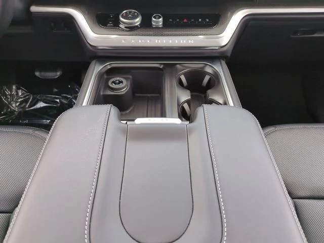 New 2026 Marsh Gray Ford MAX Platinum® image 19