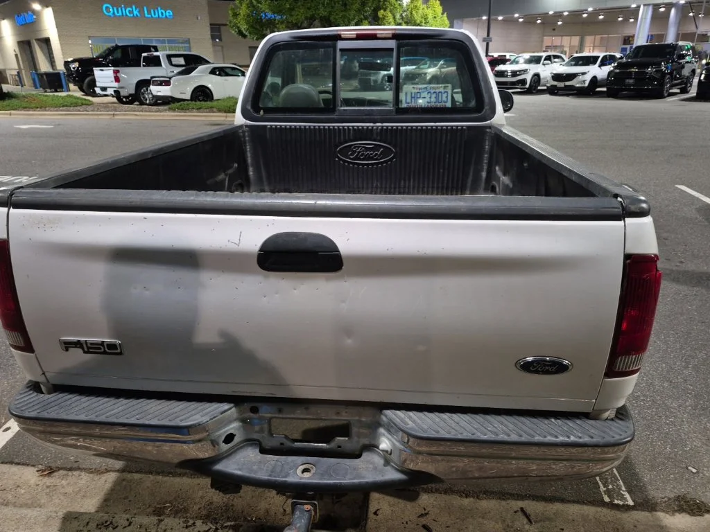 Used 1998  Ford XLT image 5