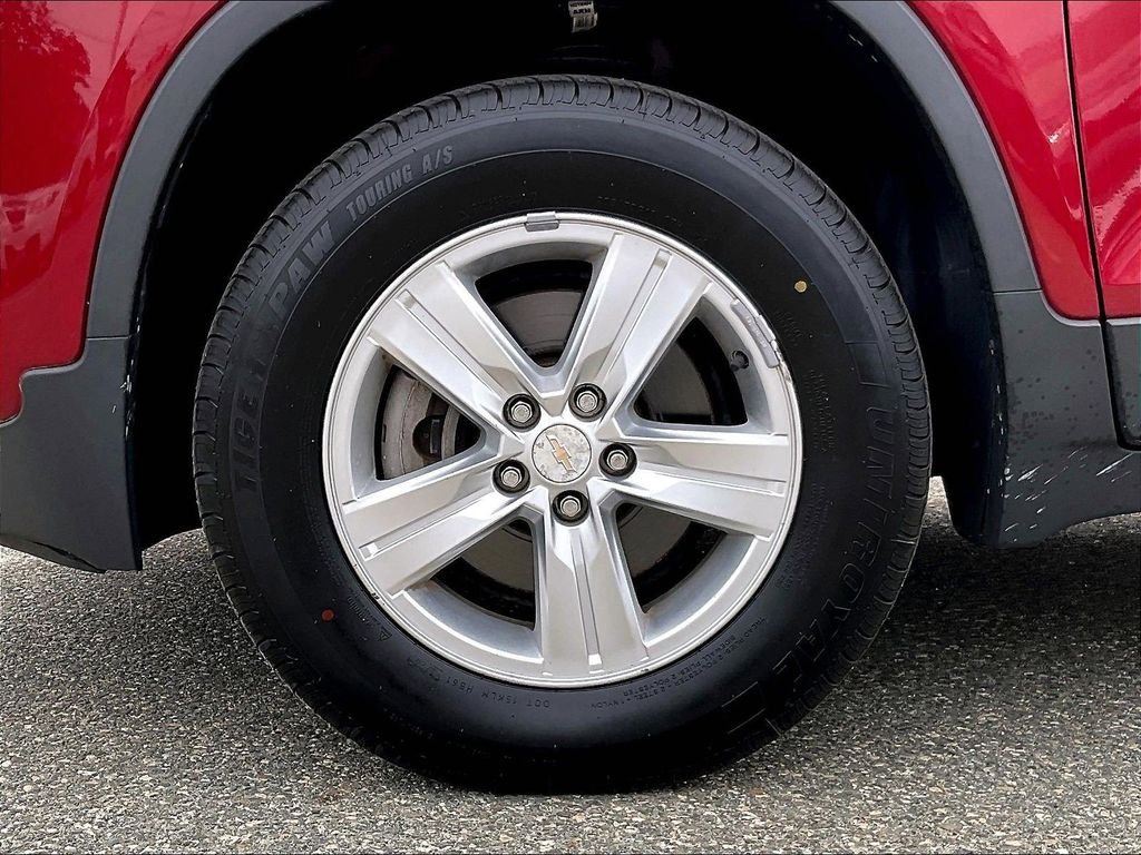 Used 2018 Red Chevrolet LT image 7