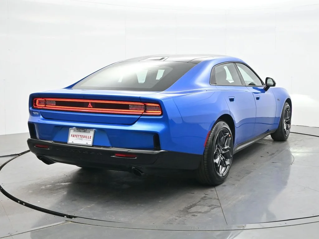 New 2026 Bludicrous Exterior Paint Dodge R/T image 7