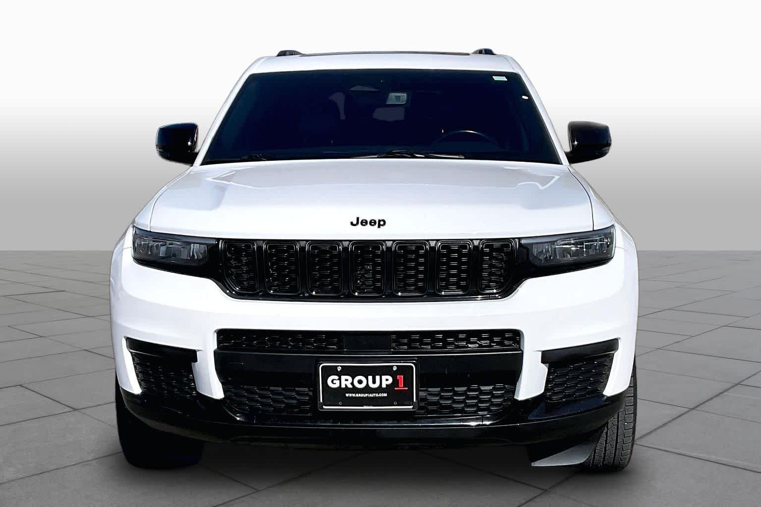 Used 2021 Bright White Clearcoat Jeep Altitude image 4