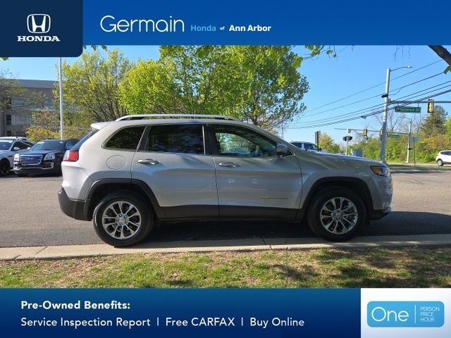 Used 2020 Billet Silver Metallic Jeep Latitude Plus image 9