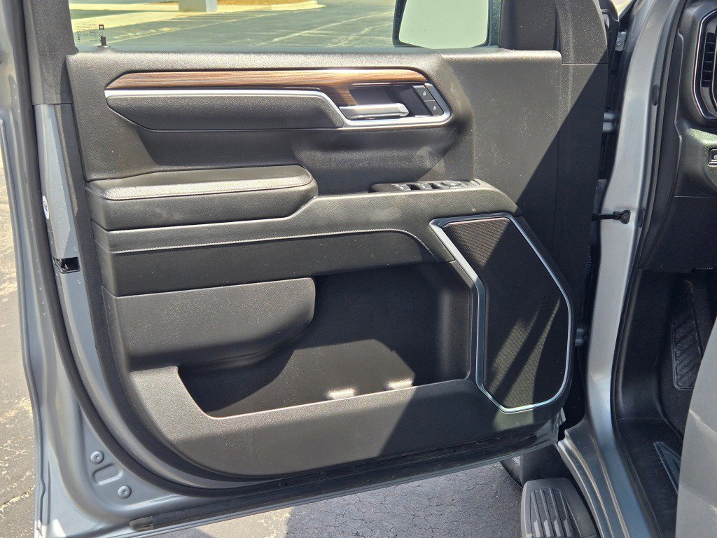 2025 Chevrolet Silverado 1500 LT - Photo 21