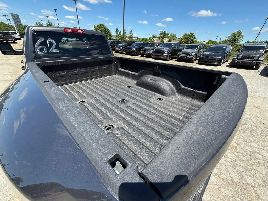 New 2026 Granite Crystal Metallic Clear-Coat Exterior Paint RAM Big Horn image 8