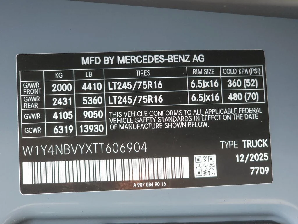 Used 2026 Gray Mercedes-Benz Cargo 144 WB image 35