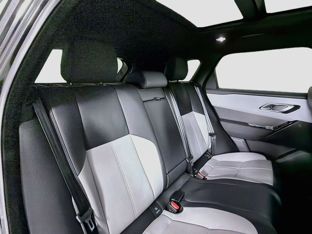 Used 2026 White Land Rover S image 28