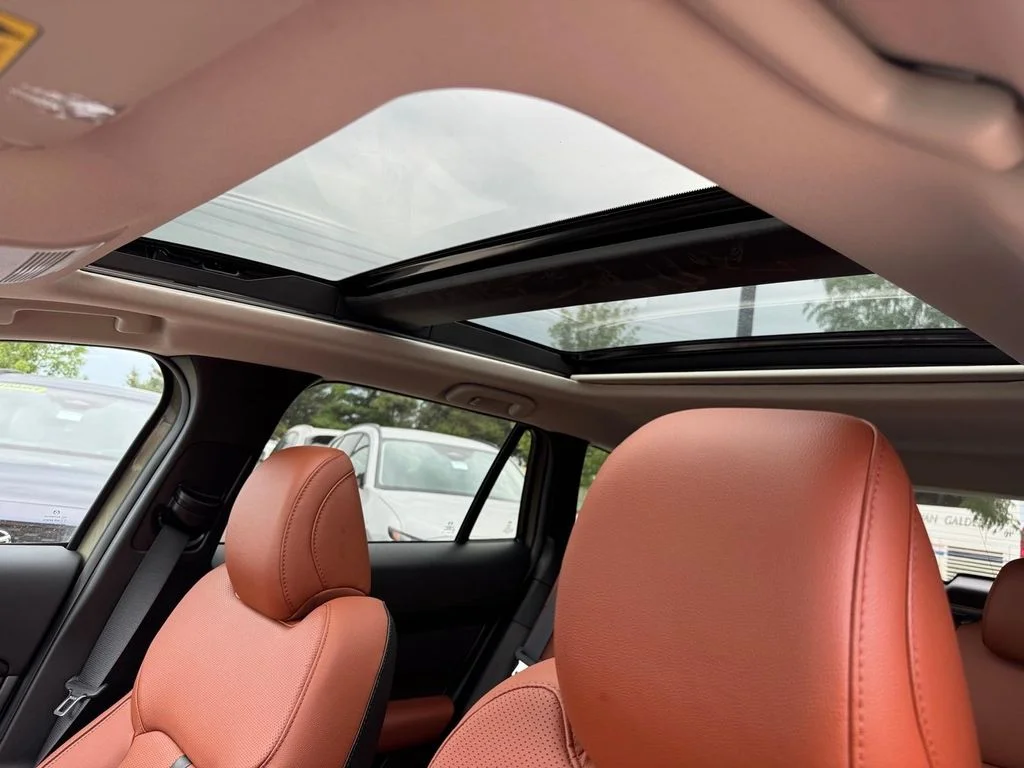 New 2026 Zircon Sand Metallic Mazda 2.5 Turbo Meridian Edition image 8