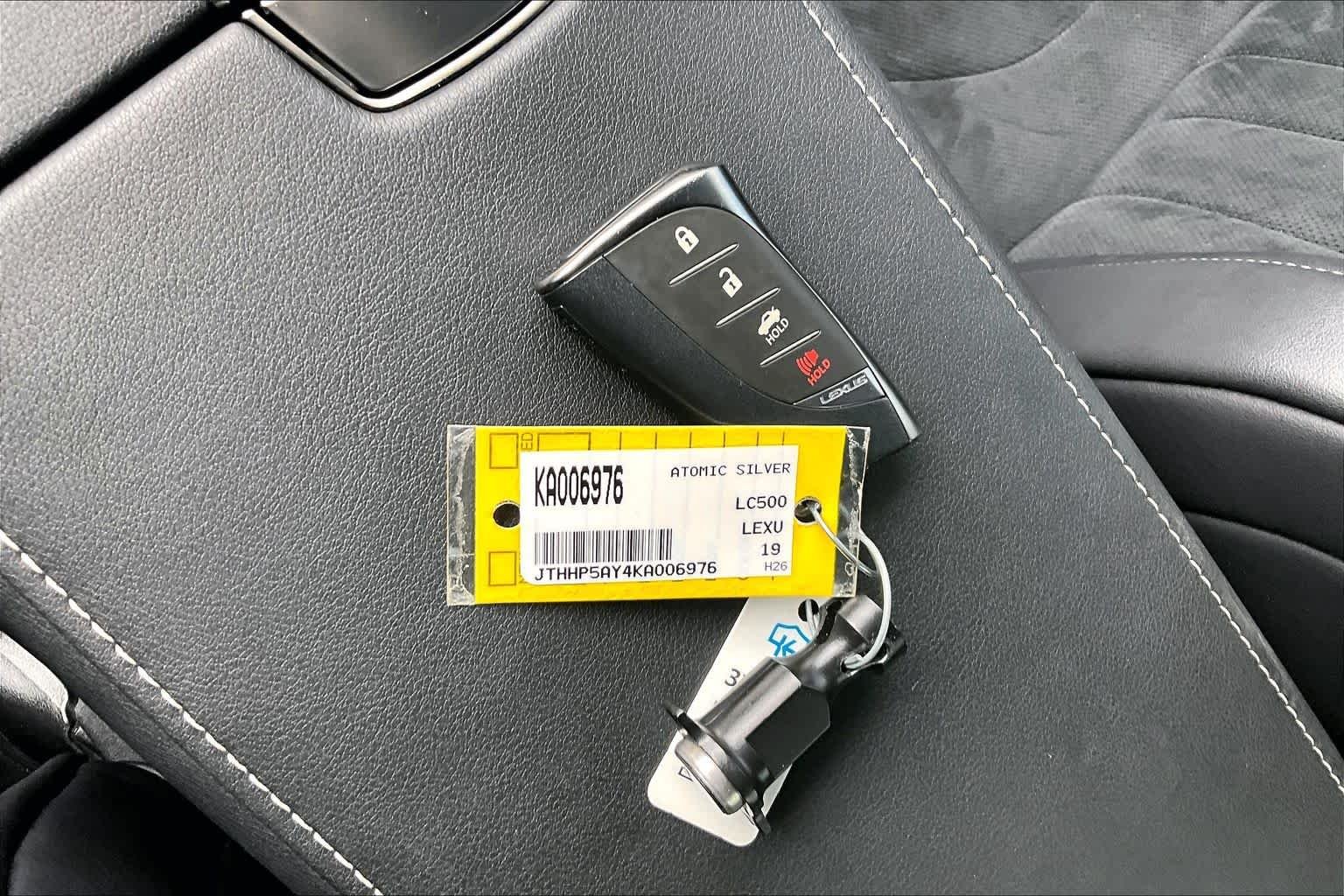 Used 2019 Atomic Silver Lexus  image 15