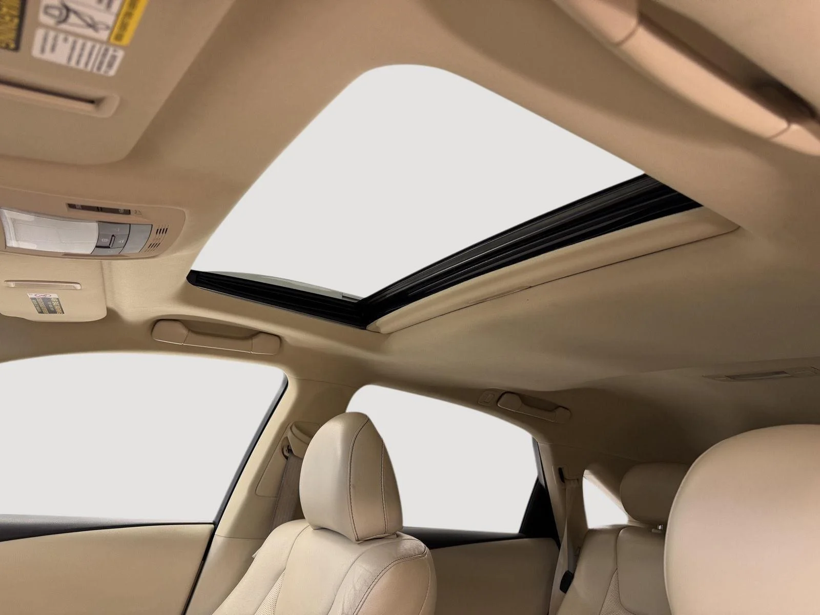 Used 2013 Satin Cashmere Metallic Lexus Base image 17