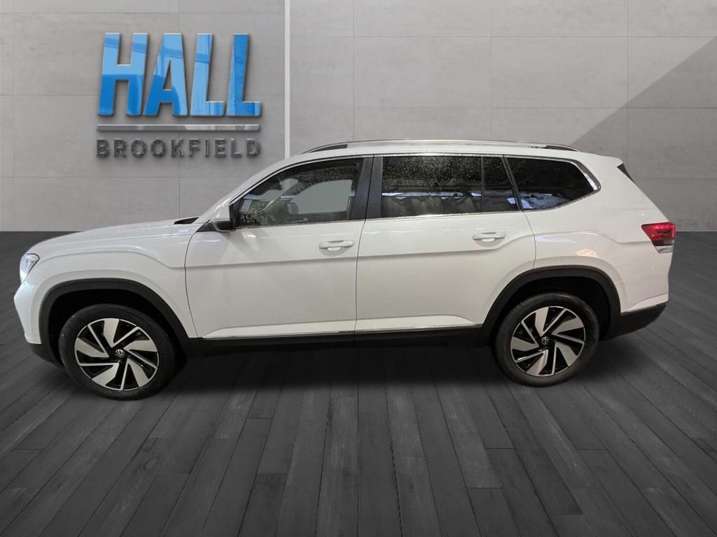 New 2026 White/off-white Volkswagen 2.0T SEL image 2