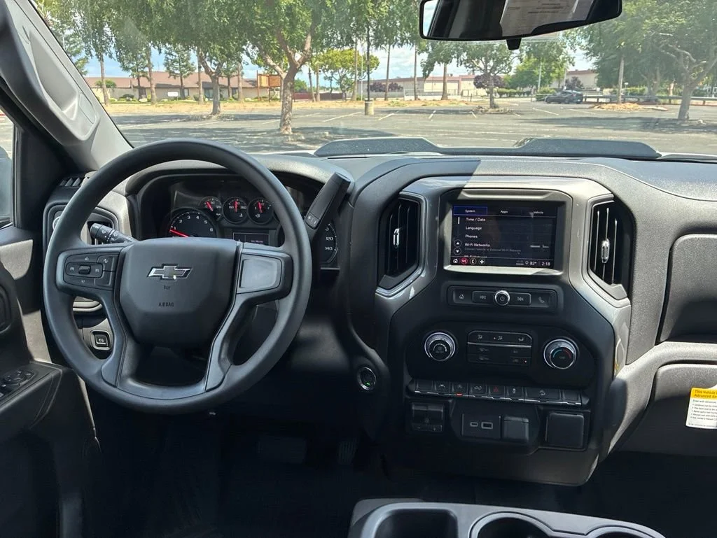 New 2026 Summit White Chevrolet Custom Trail Boss image 29