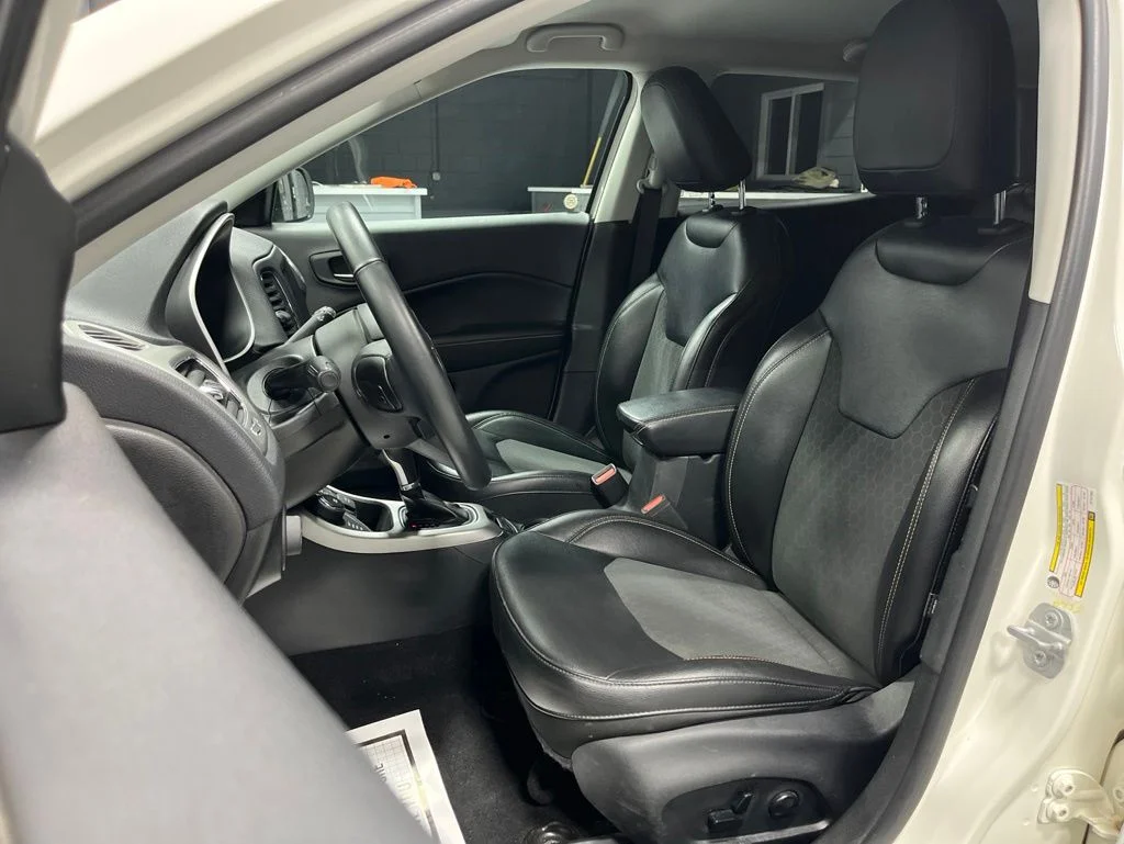Used 2019 White Clearcoat Jeep Latitude image 15