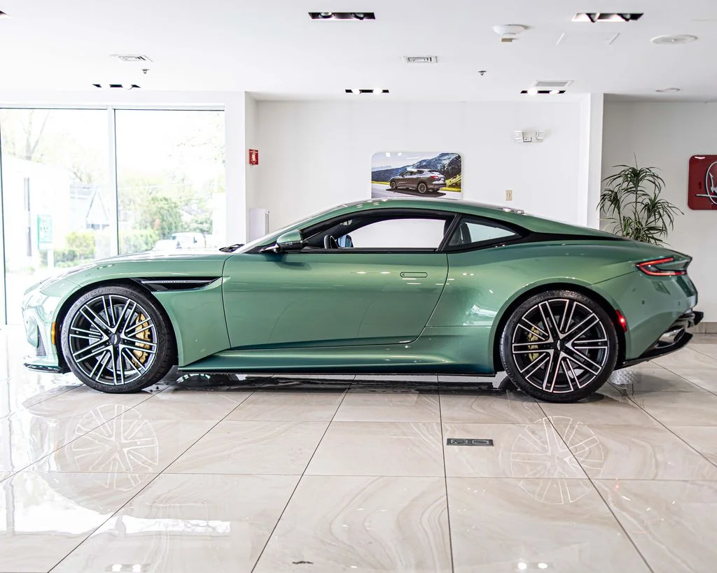 Used 2025 Green Aston Martin DB12 image 6