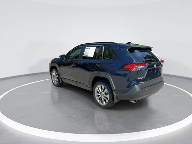 Used 2025 Blue Toyota XLE Premium image 6