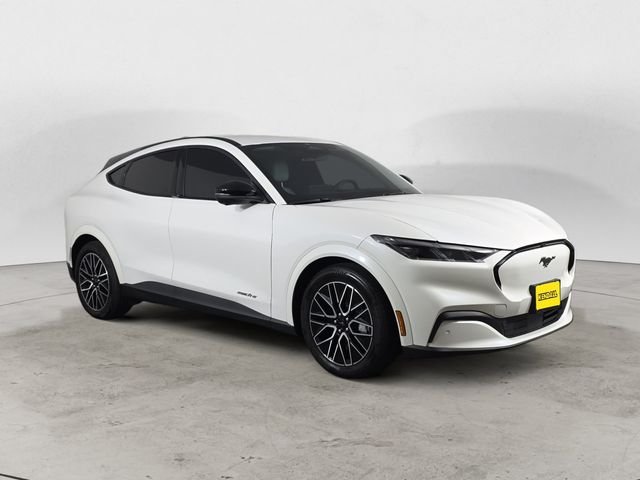 Used 2025 White Metallic Ford Premium image 3