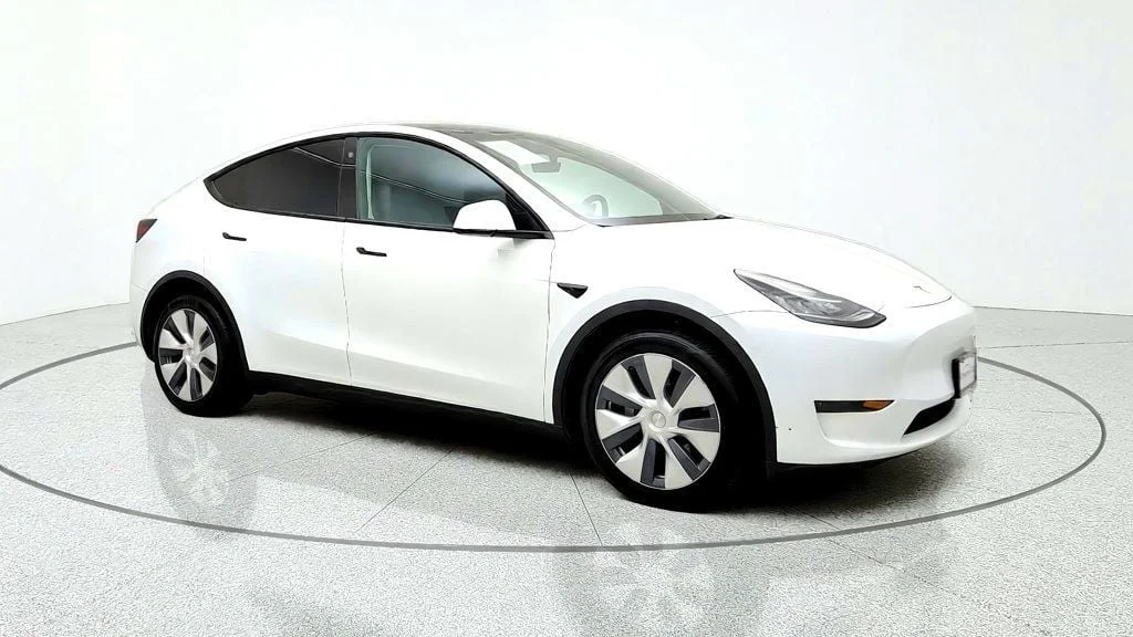 Used 2023 Pearl White Multi-Coat Tesla Long Range AWD image 3
