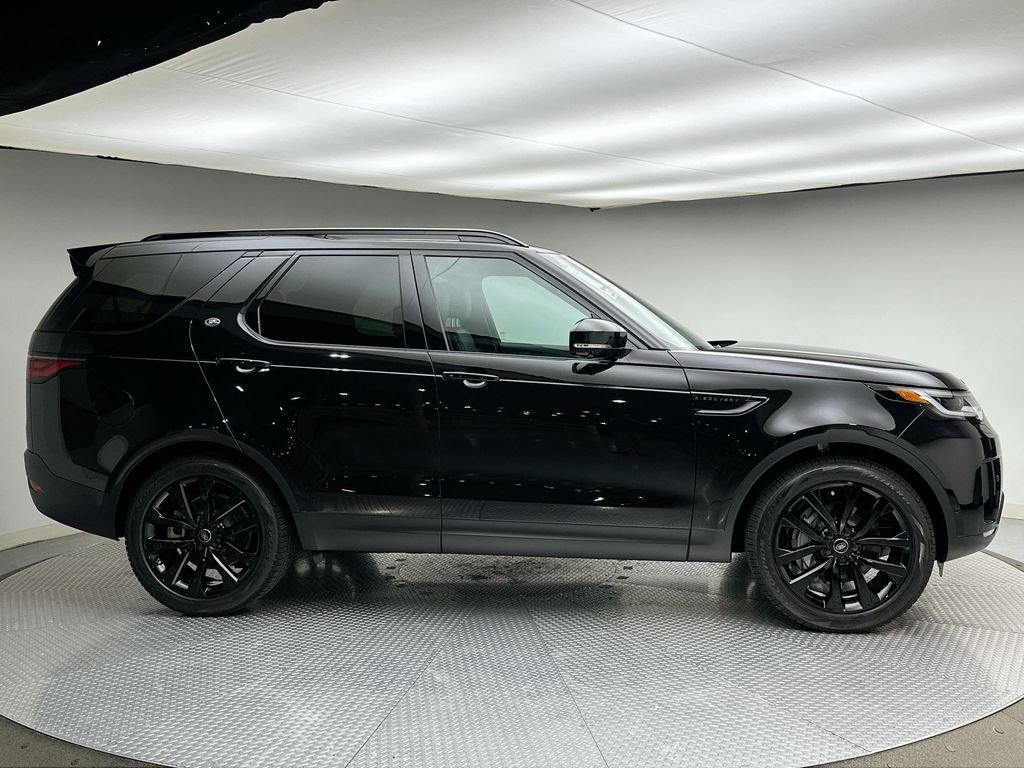 New 2026 Santorini Black Land Rover S image 4