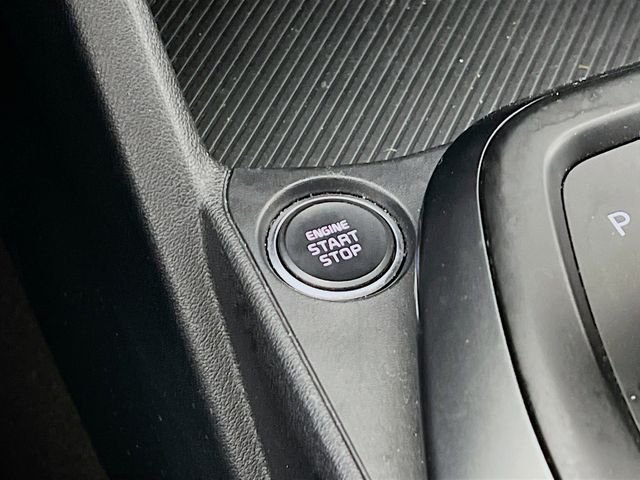 2025 Kia K4 LXS - Photo 16