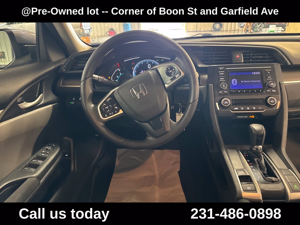 Used 2019  Honda LX image 16