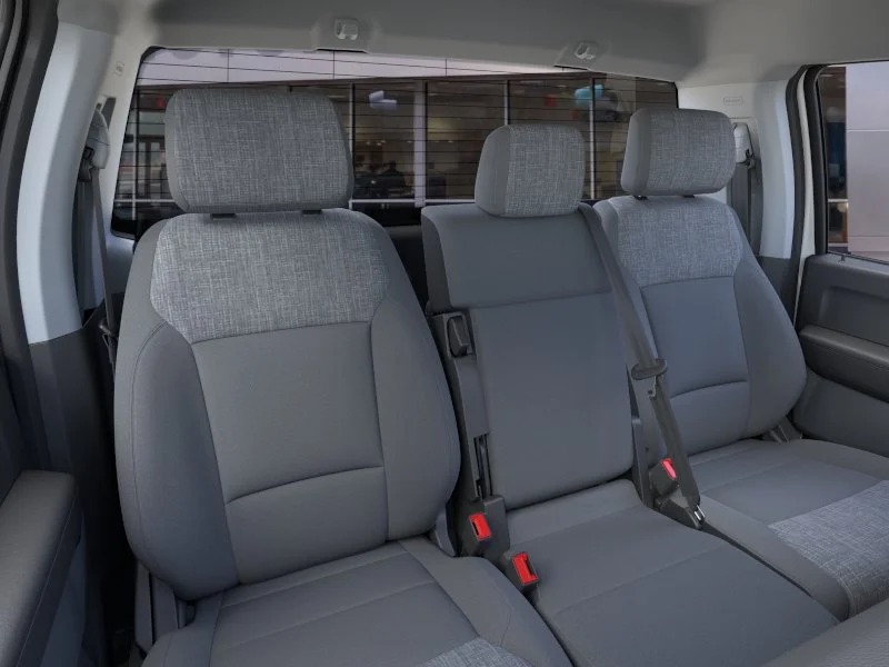 New 2026 Oxford White Ford XLT image 32