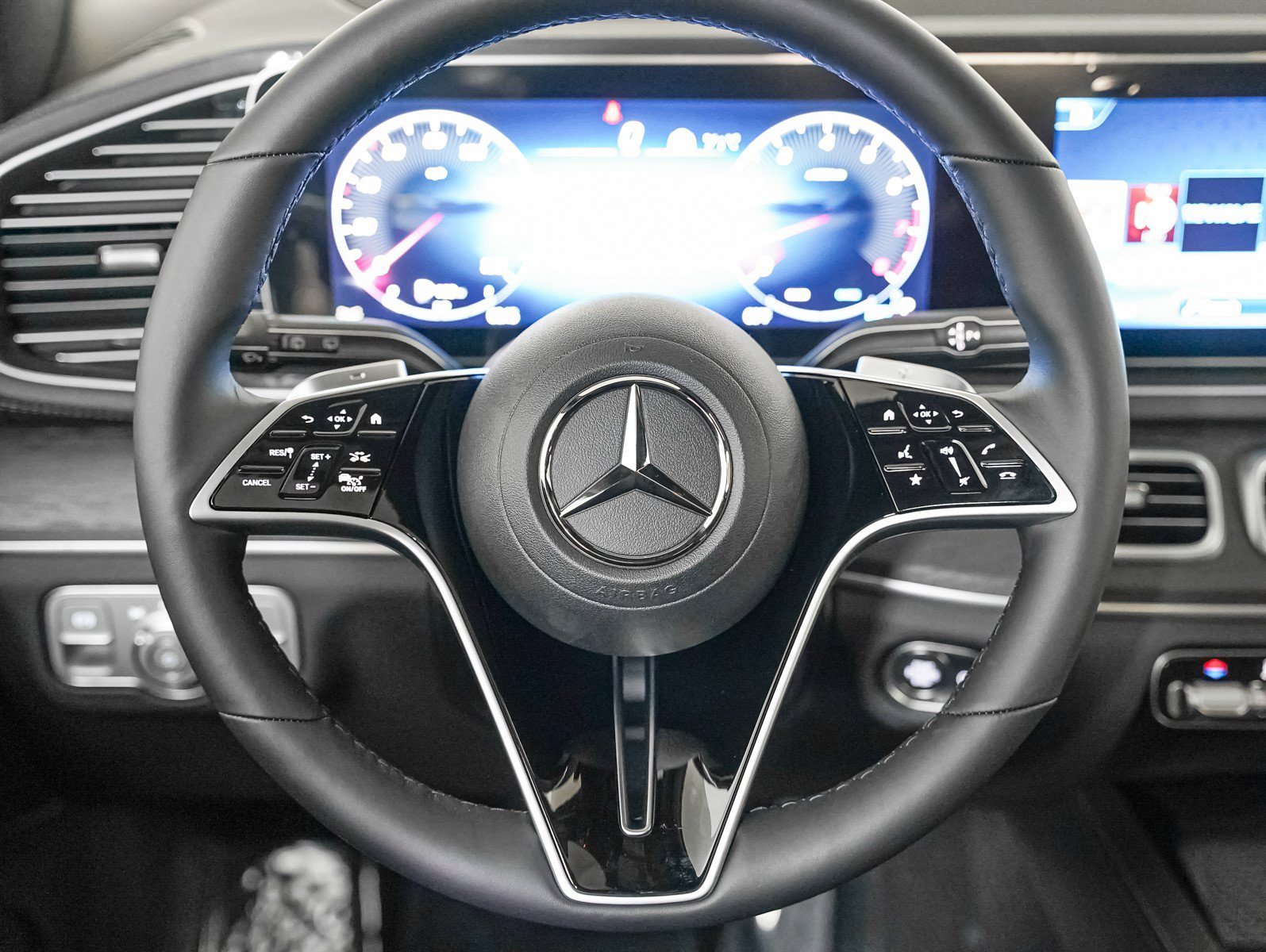 2026 Mercedes-Benz GLE GLE580 - Photo 15