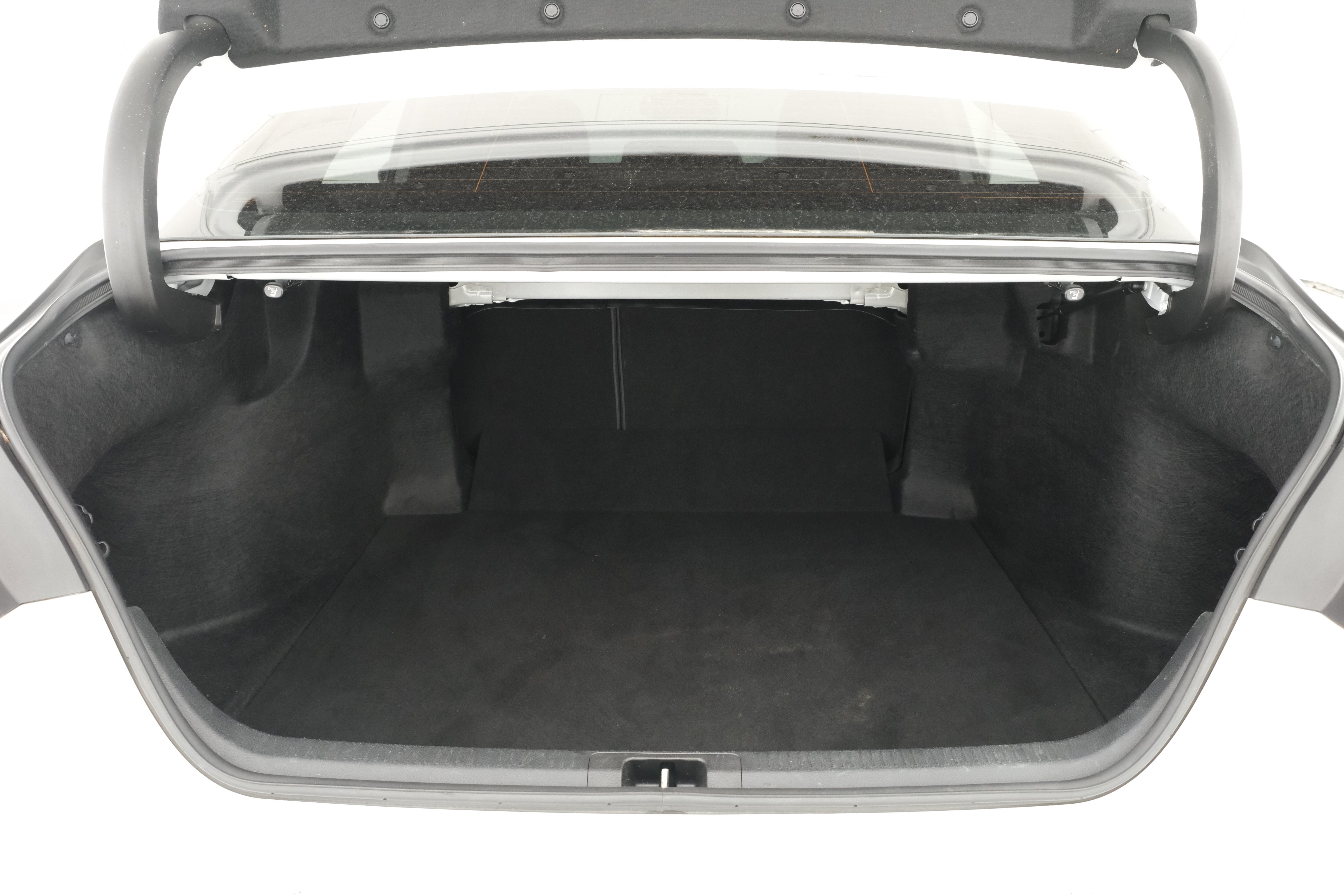 Certified Used 2019 Wind Chill Pearl Toyota XSE image 38