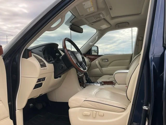 Used 2019 Blue INFINITI LUXE image 3
