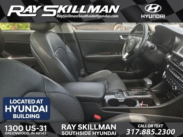 Used 2016 Ebony Black Kia EX image 4