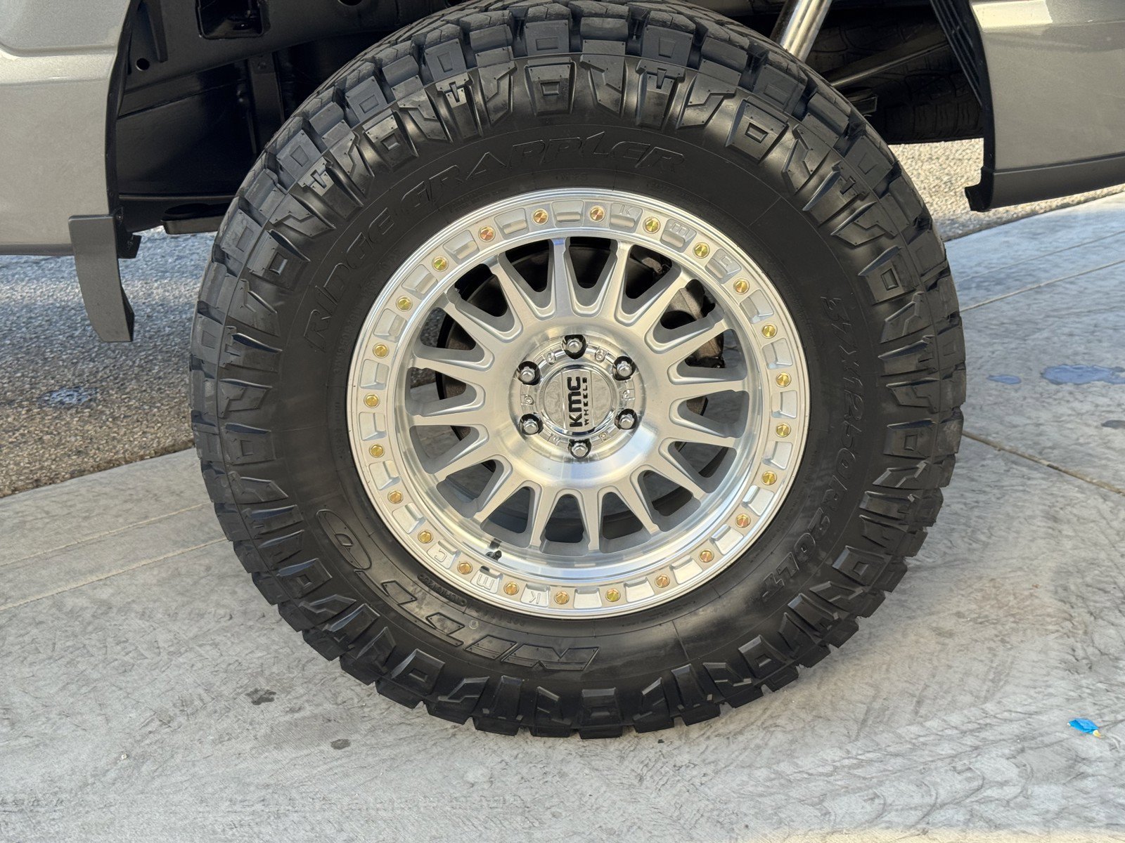 New 2025 Gray Ford XLT image 9