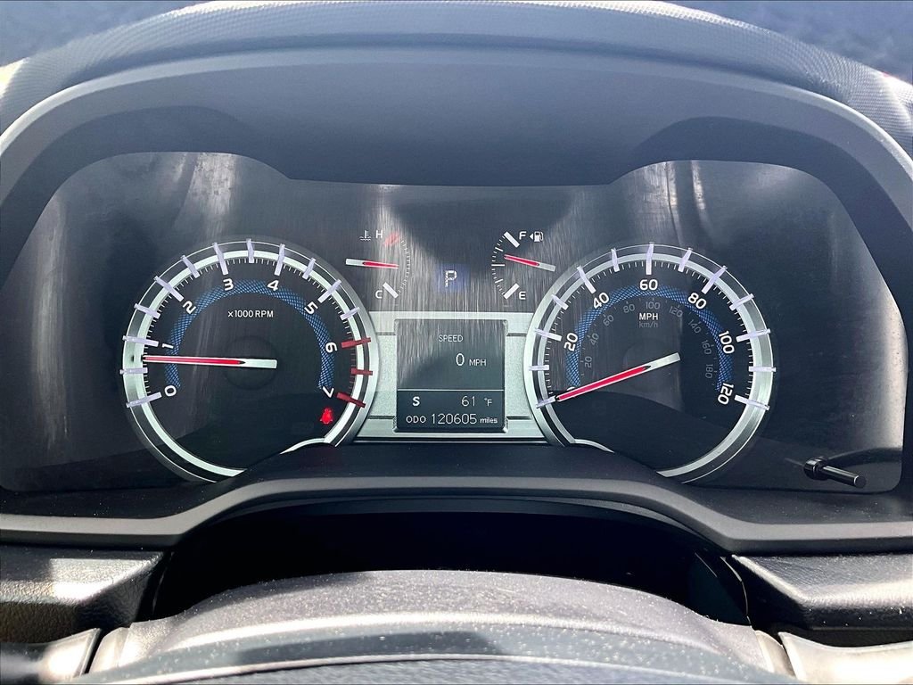 Used 2019 Blue Toyota SR5 Premium image 25