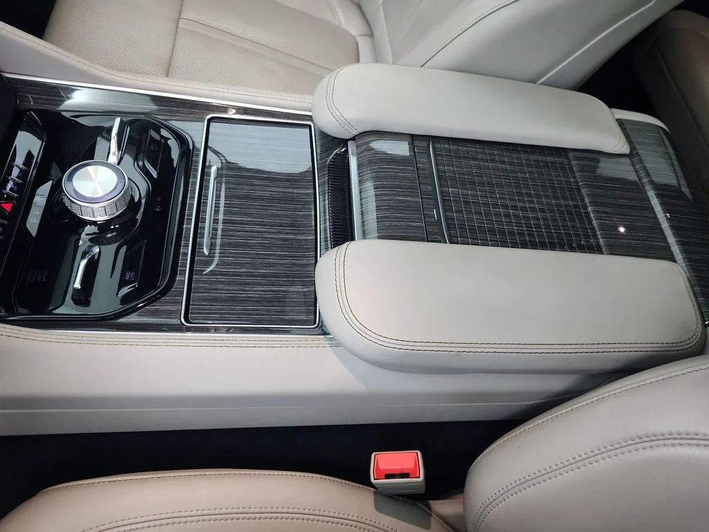 Certified Used 2022 White Jeep Series III image 33