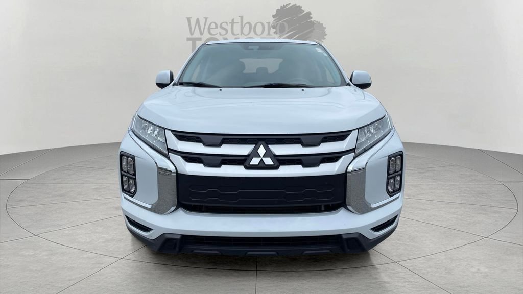 Used 2024 White Mitsubishi 2.0 ES image 2