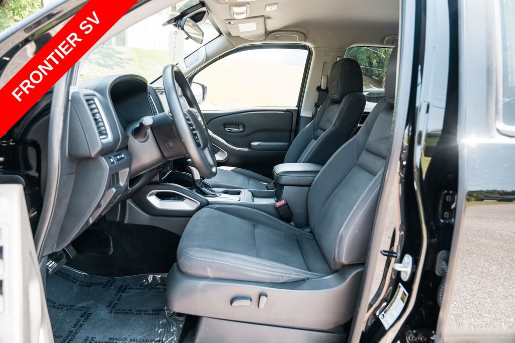 Used 2022 Super Black Nissan SV image 24