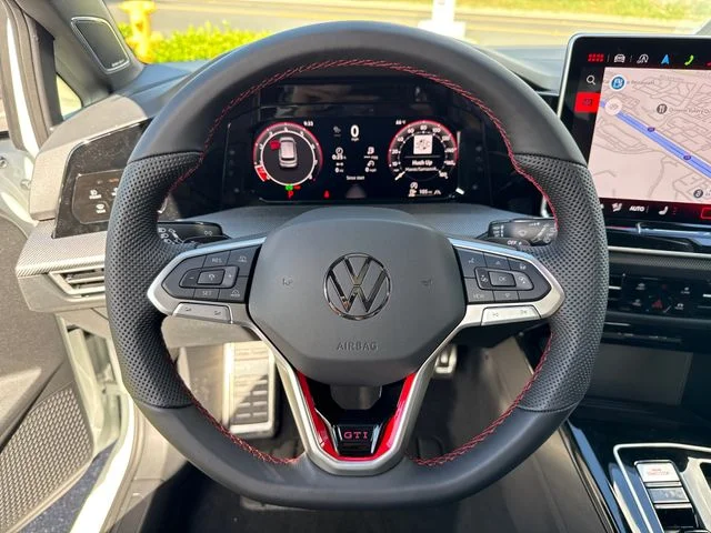 New 2026 Opal White Pearl Volkswagen 2.0T SE image 37