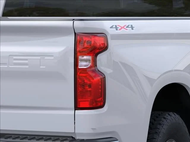 New 2026 Summit White Chevrolet WT image 11
