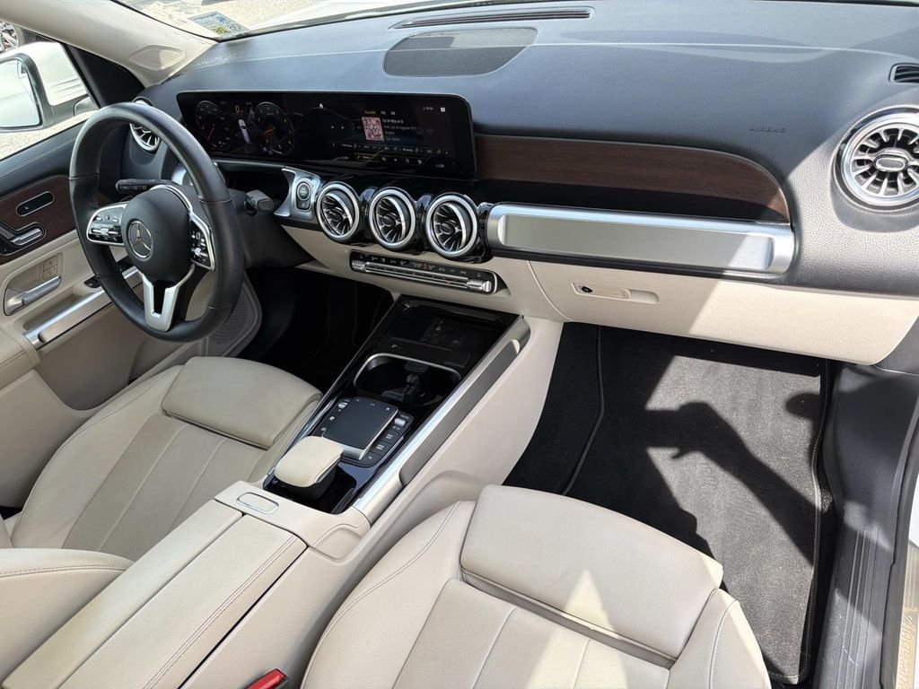 Certified Used 2023 White Mercedes-Benz GLB 250 image 13