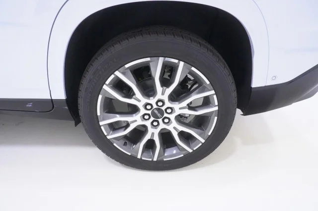 2026 GMC Acadia Denali Ultimate - Photo 12