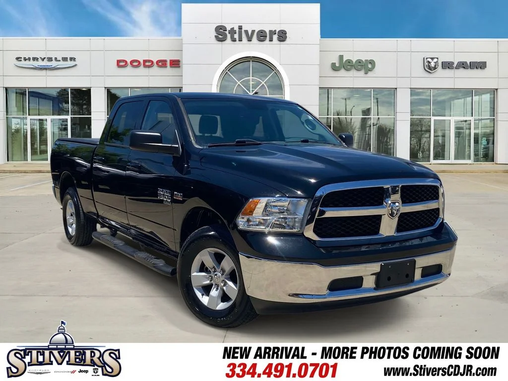 2019 RAM 1500 Classic SLT 4x4 Crew Cab 6'4's photo
