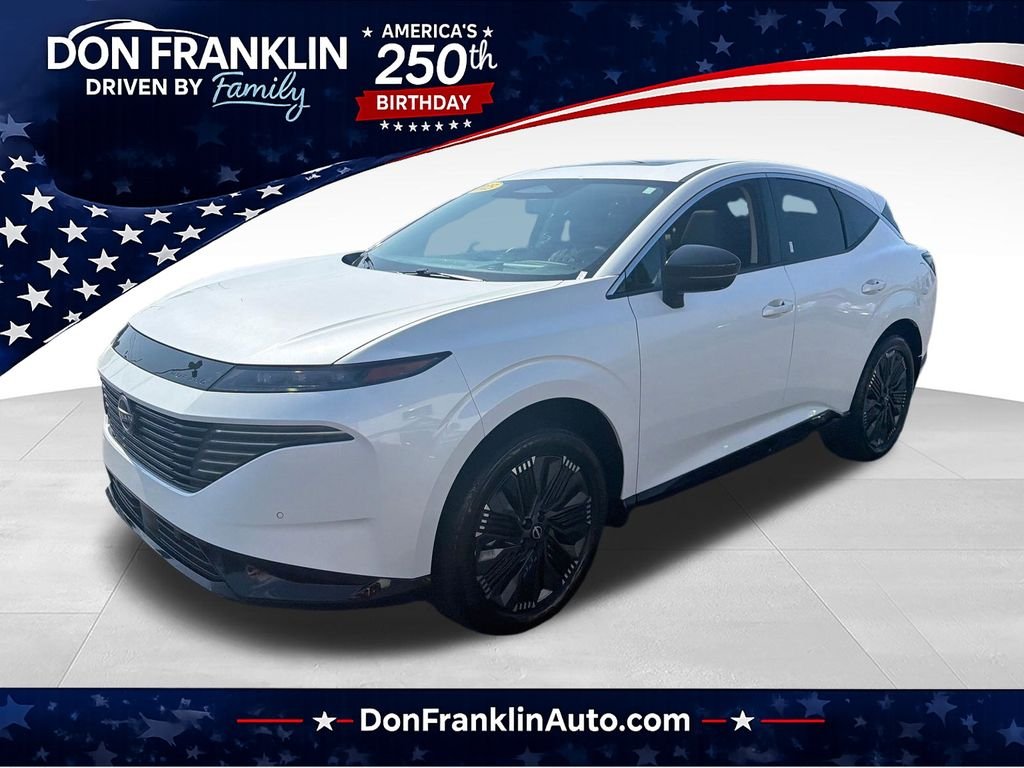 Used 2025 White Nissan Platinum image 1