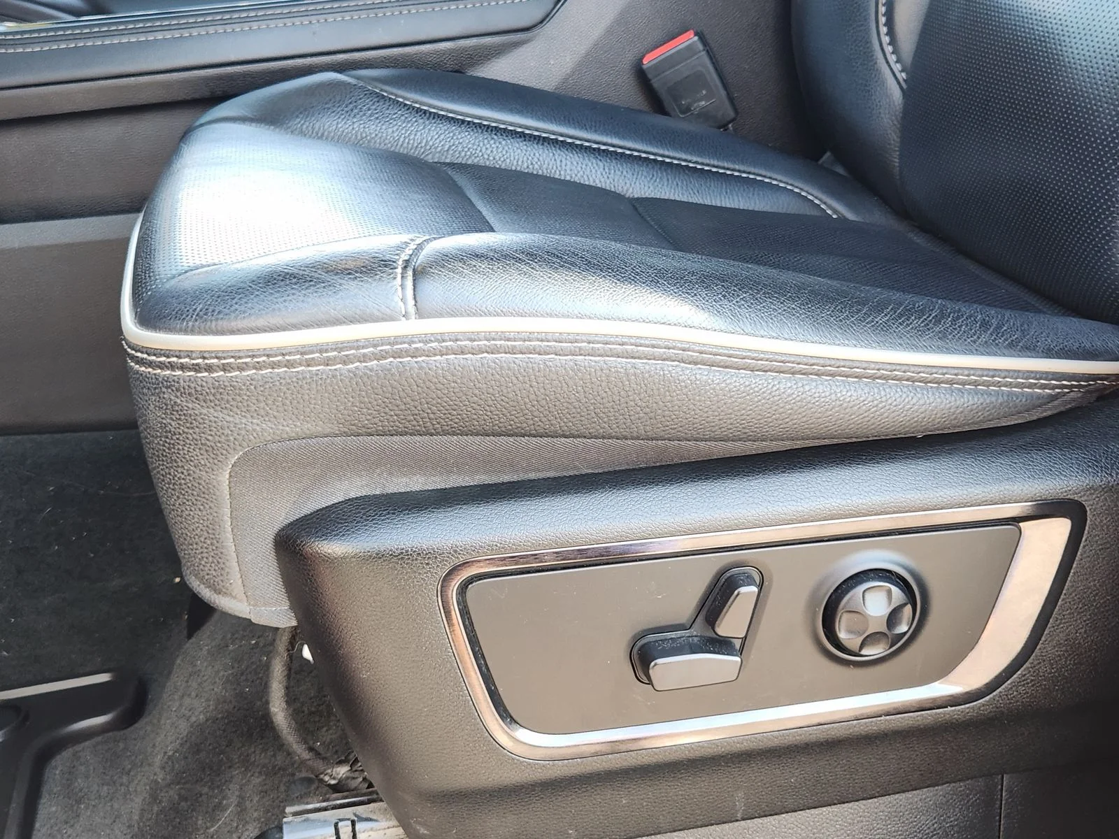 Used 2023 Red Ram Limited image 25
