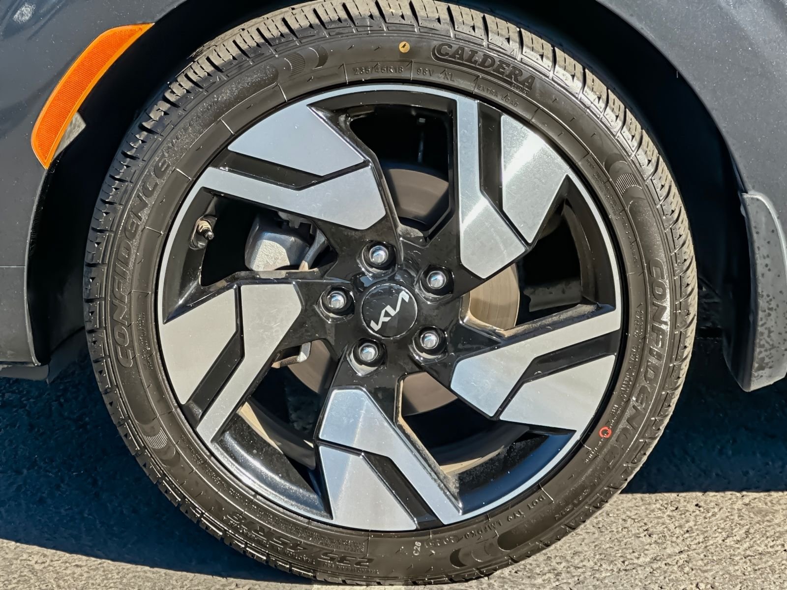 Used 2023 Gray Kia GT-Line image 27