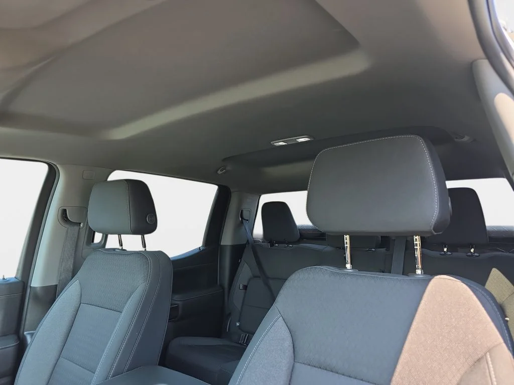 Used 2020 White GMC Elevation image 30