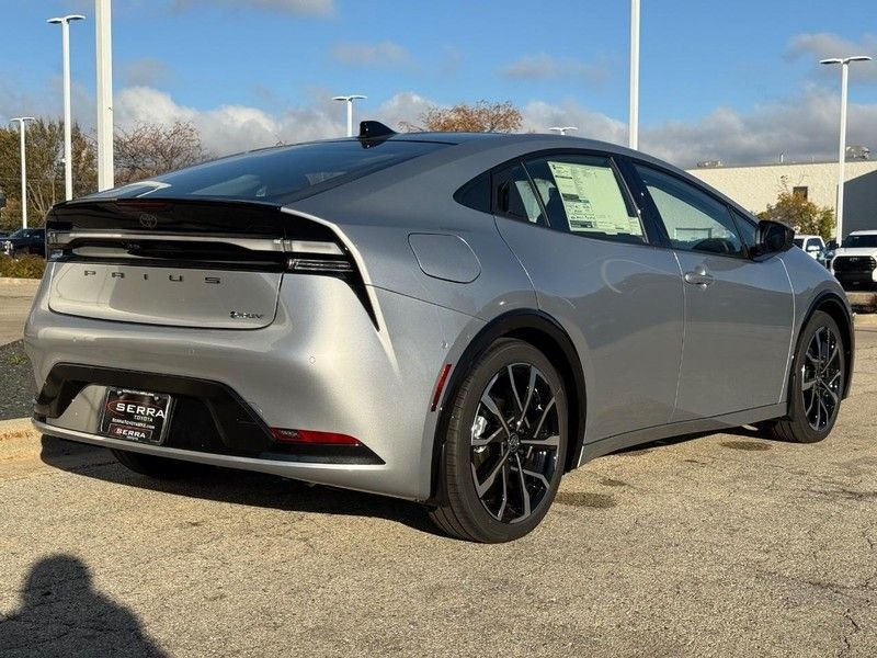 New 2026 Cutting Edge Toyota XSE Premium image 3