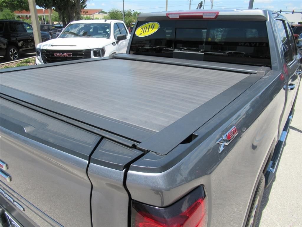 Used 2019 Gray GMC SLT image 31
