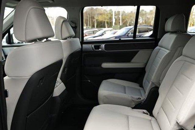 2026 Hyundai Santa Fe Limited - Photo 10