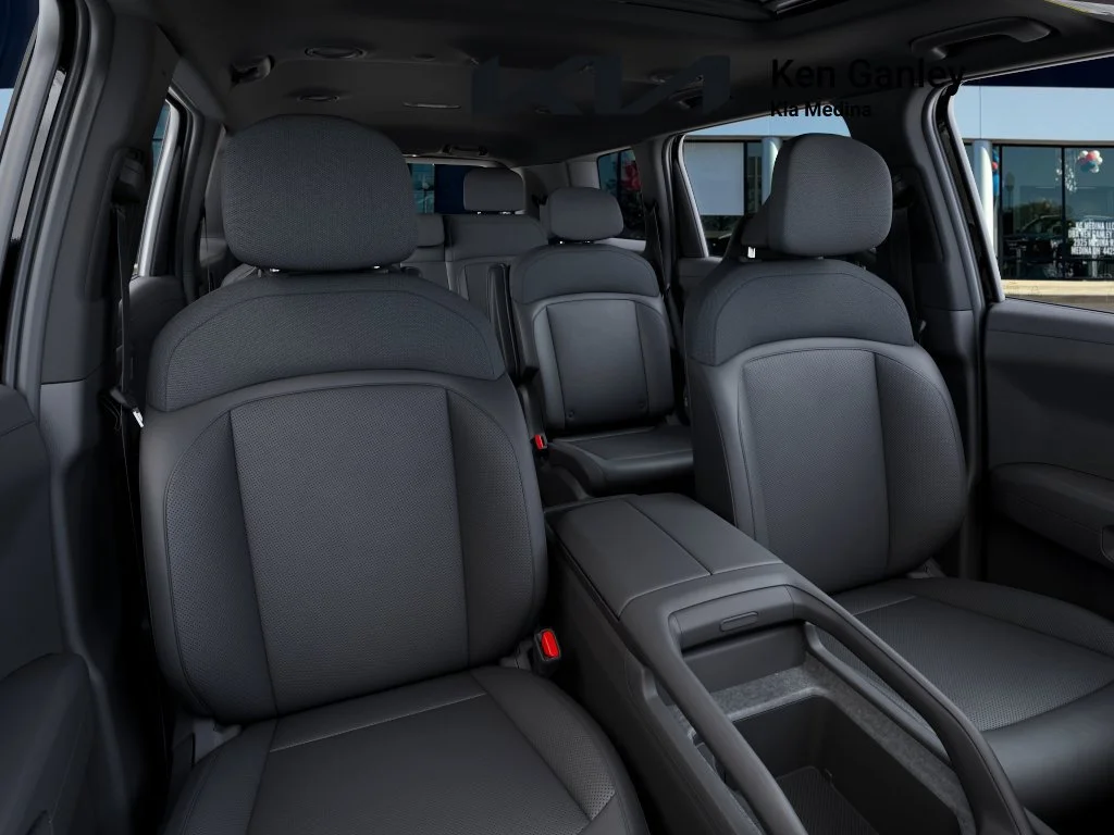 New 2027 Ebony Black Kia S image 15